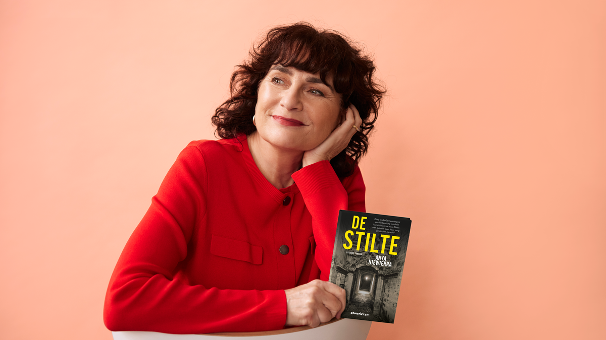 Zomerlezen met Anya Niewierra | De Limburger